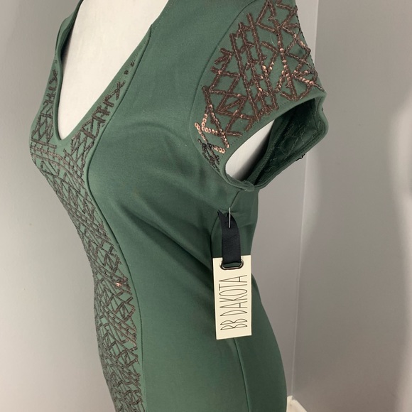 BB Dakota women’s dress size small NWT! - Picture 7 of 8